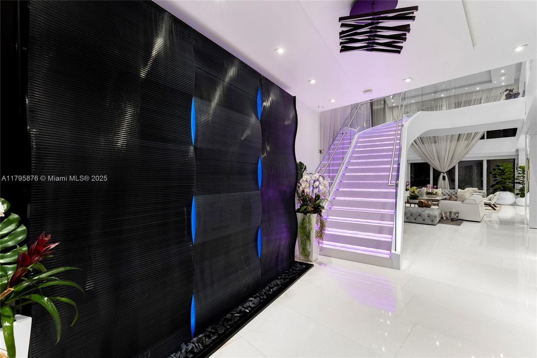 For Sale: $24,500,000 (5 beds, 6 baths, 4827 Square Feet)