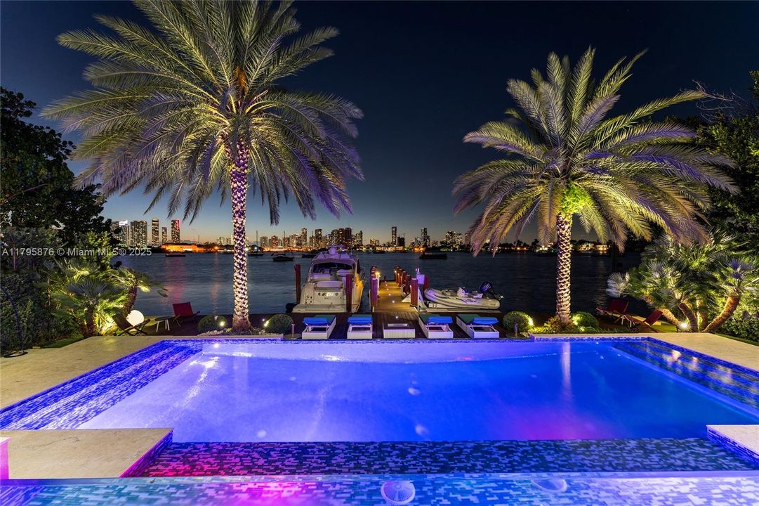 For Sale: $24,500,000 (5 beds, 6 baths, 4827 Square Feet)