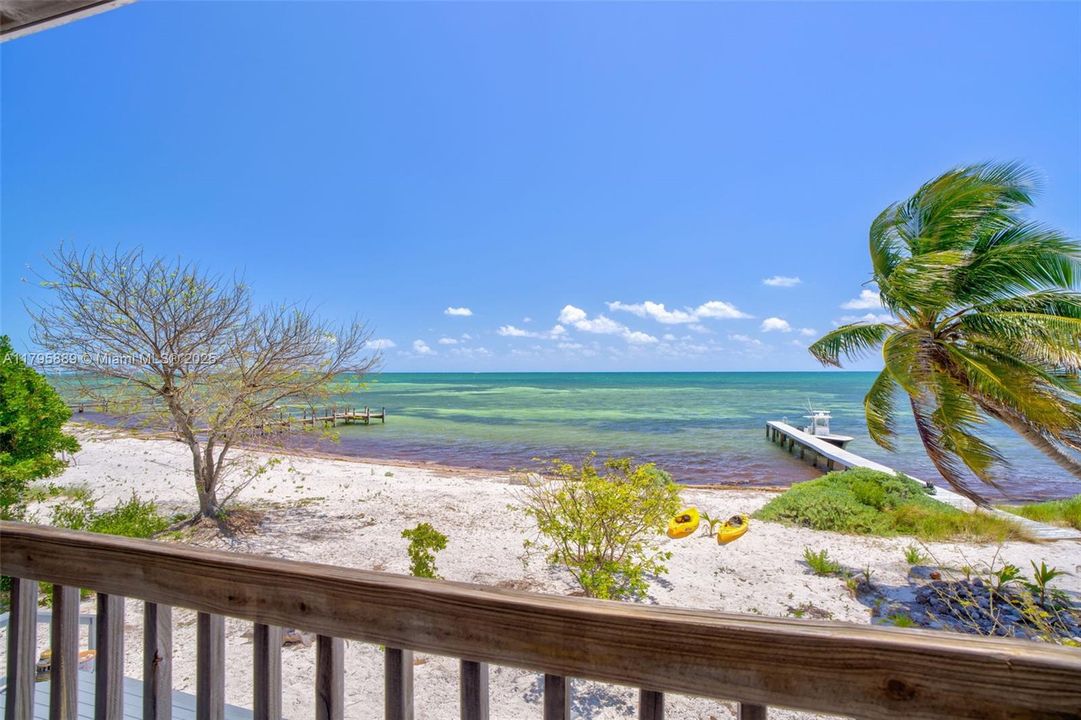 Vendido Recientemente: $699,000 (3 camas, 1 baños, 1162 Pies cuadrados)