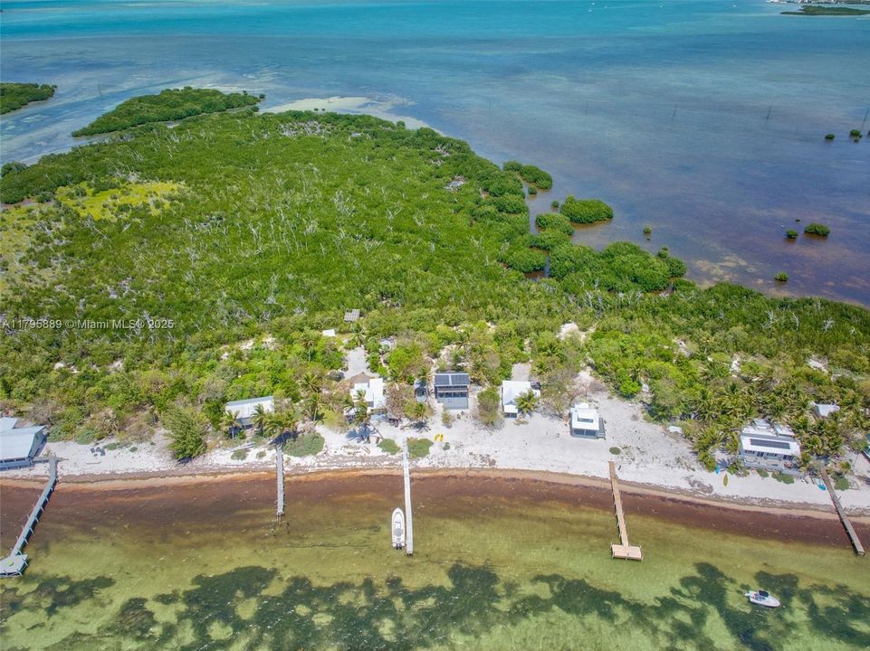 Vendido Recientemente: $699,000 (3 camas, 1 baños, 1162 Pies cuadrados)