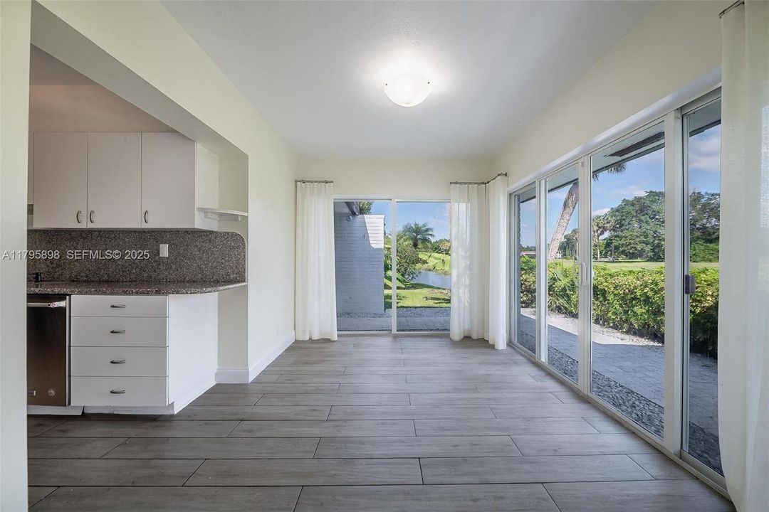 En Venta: $529,000 (2 camas, 2 baños, 2194 Pies cuadrados)