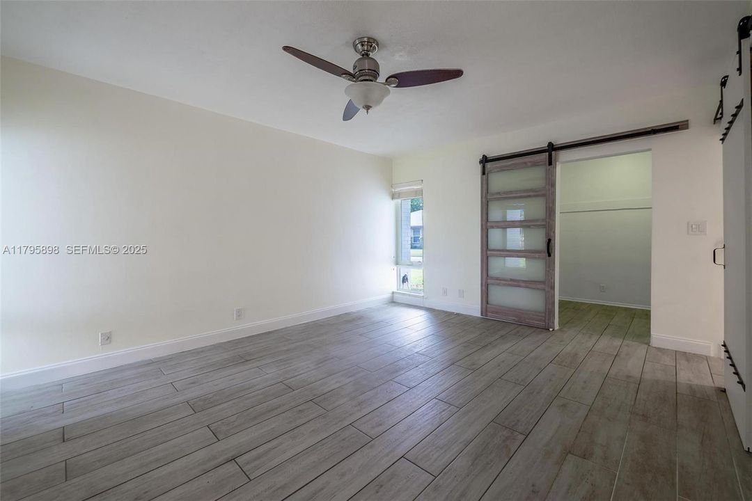 En Venta: $529,000 (2 camas, 2 baños, 2194 Pies cuadrados)