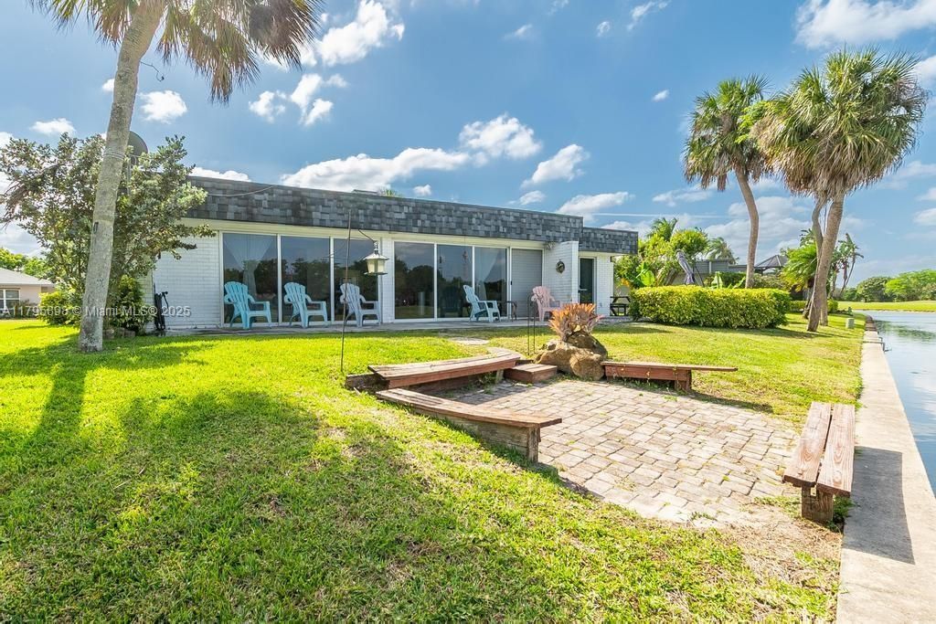 En Venta: $529,000 (2 camas, 2 baños, 2194 Pies cuadrados)