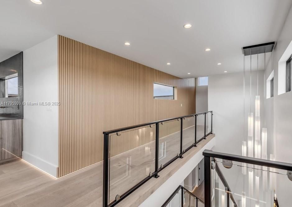 For Sale: $6,750,000 (5 beds, 5 baths, 5500 Square Feet)