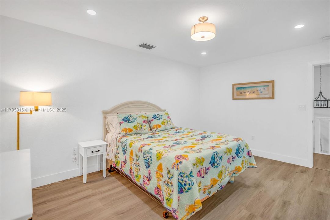 На продажу: $3,699,000 (4 спален, 4 ванн, 3222 Квадратных фут)