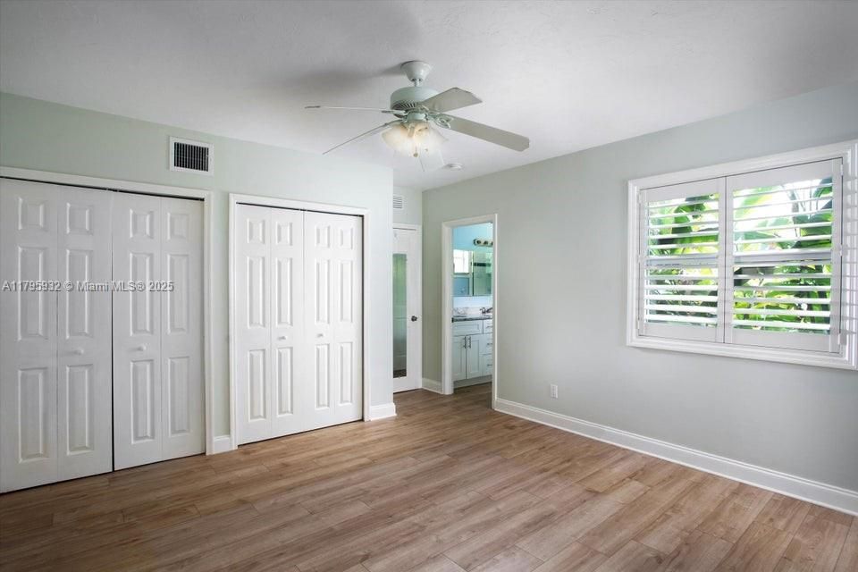 Recently Sold: $1,599,000 (3 beds, 2 baths, 1582 Square Feet)