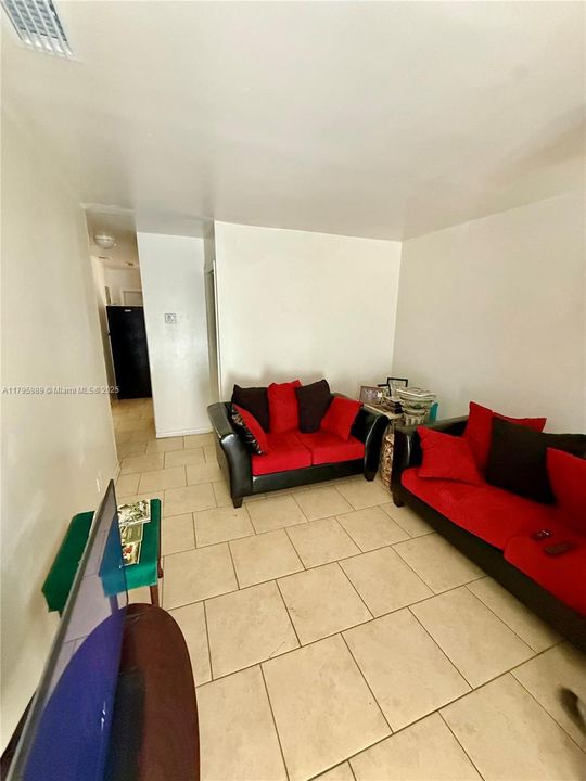 Vendido Recientemente: $750,000 (0 camas, 0 baños, 2760 Pies cuadrados)