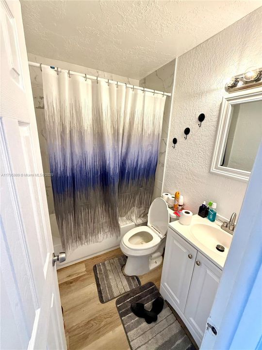 Vendido Recientemente: $750,000 (0 camas, 0 baños, 2760 Pies cuadrados)