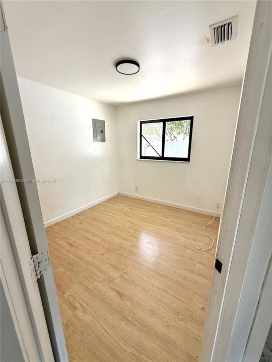 Vendido Recientemente: $750,000 (0 camas, 0 baños, 2760 Pies cuadrados)