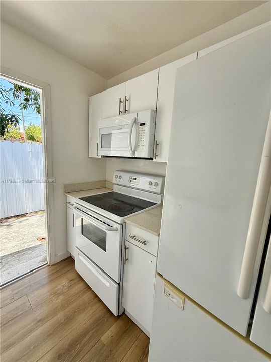 Vendido Recientemente: $750,000 (0 camas, 0 baños, 2760 Pies cuadrados)