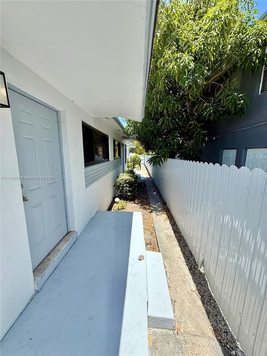 Vendido Recientemente: $750,000 (0 camas, 0 baños, 2760 Pies cuadrados)