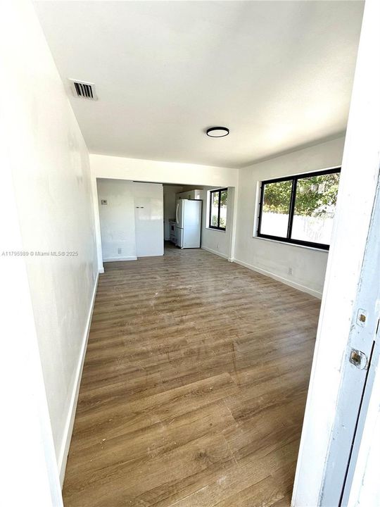 Vendido Recientemente: $750,000 (0 camas, 0 baños, 2760 Pies cuadrados)