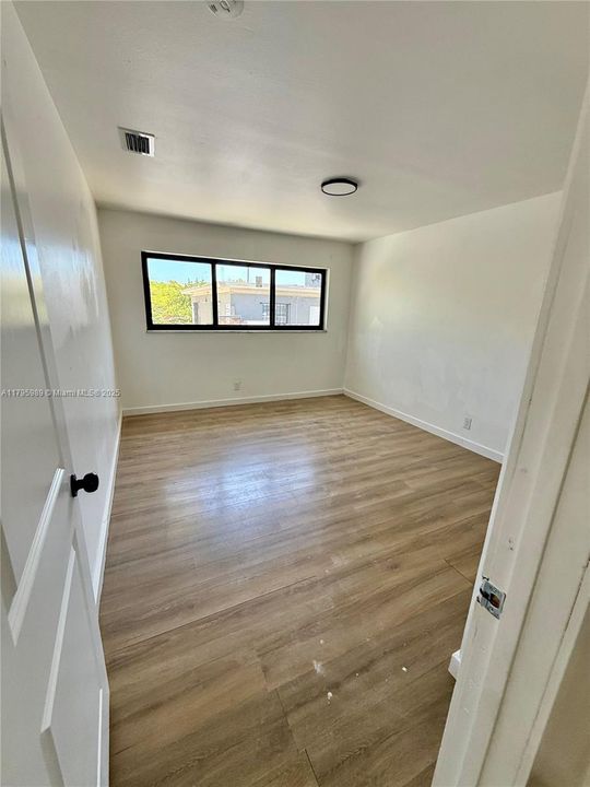 Vendido Recientemente: $750,000 (0 camas, 0 baños, 2760 Pies cuadrados)