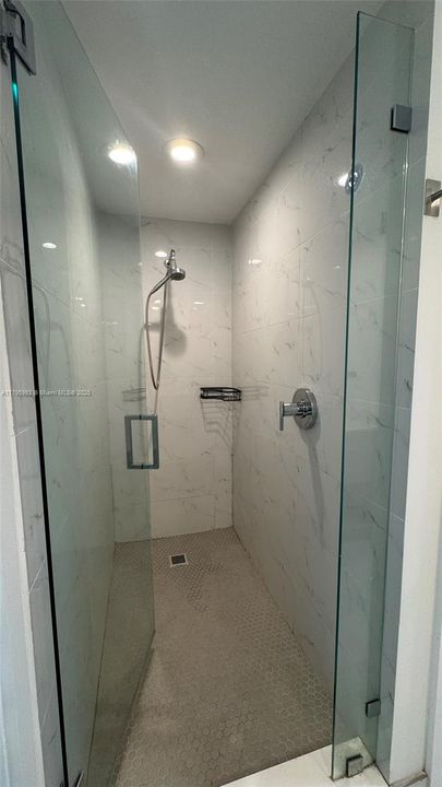 Recently Rented: $3,700 (2 beds, 2 baths, 1108 Square Feet)