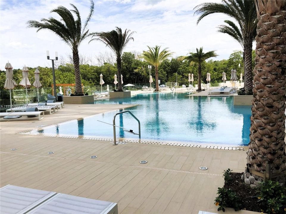 Recently Rented: $3,700 (2 beds, 2 baths, 1108 Square Feet)