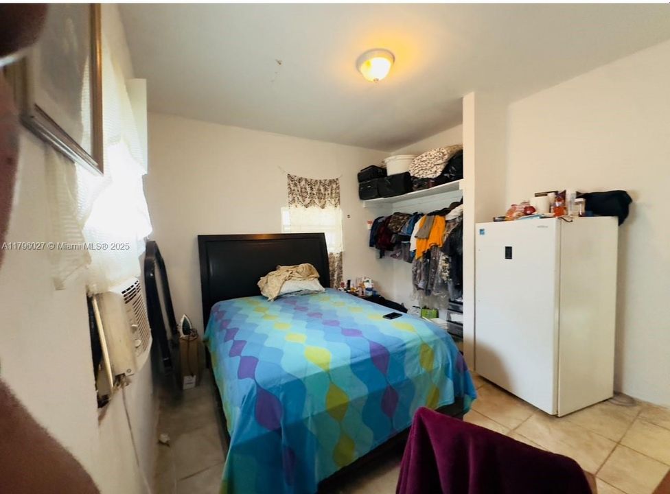 Recently Sold: $425,000 (3 beds, 2 baths, 1135 Square Feet)