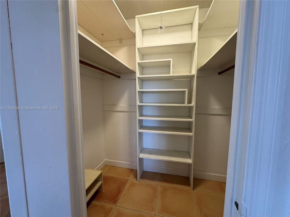 Walk-in closet