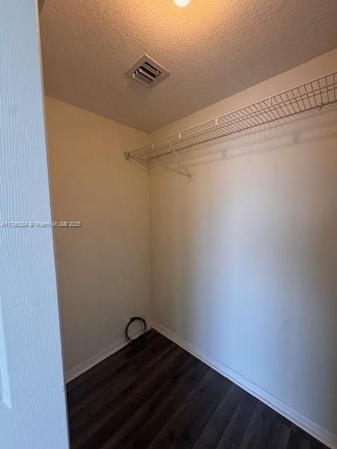 For Sale: $405,000 (2 beds, 2 baths, 827 Square Feet)