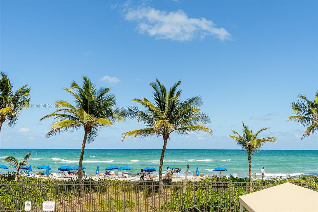 Recently Sold: $269,000 (1 beds, 1 baths, 870 Square Feet)