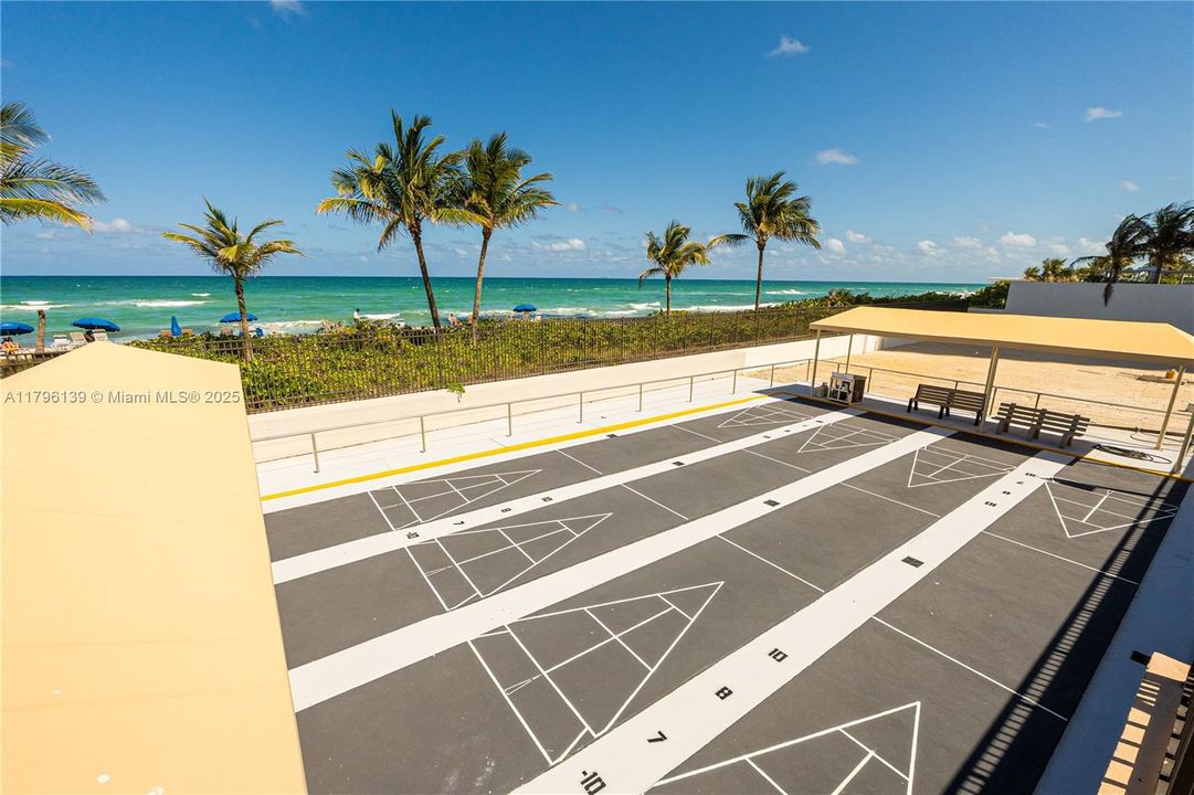 Recently Sold: $269,000 (1 beds, 1 baths, 870 Square Feet)