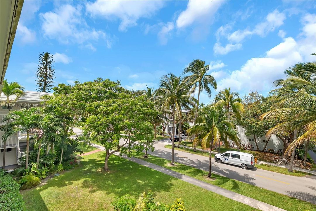 View from balcony ... Peaceful