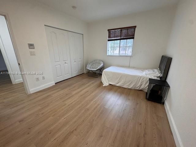 Recently Rented: $5,500 (6 beds, 4 baths, 3572 Square Feet)