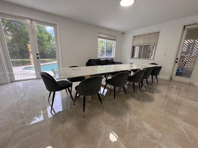 Recently Rented: $5,500 (6 beds, 4 baths, 3572 Square Feet)