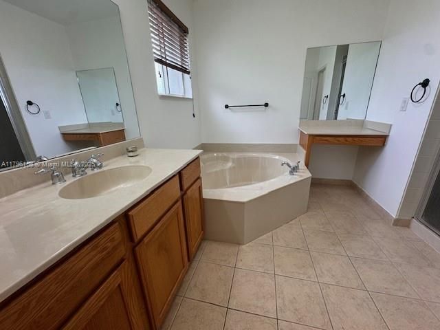 Recently Rented: $5,500 (6 beds, 4 baths, 3572 Square Feet)