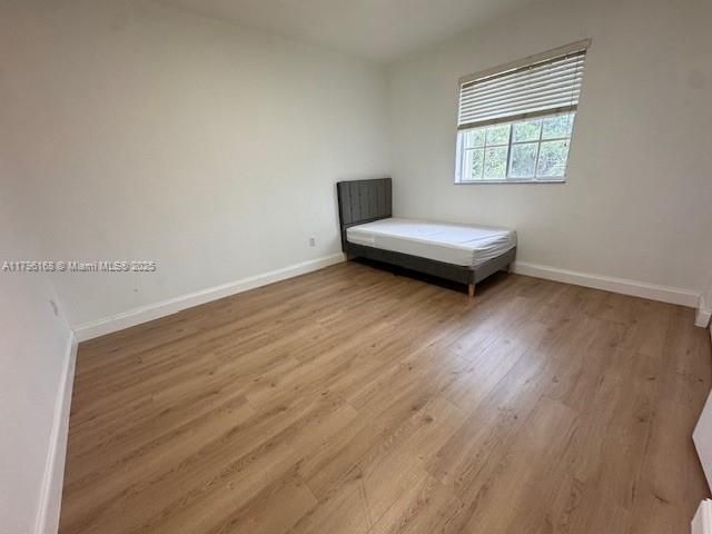 Recently Rented: $5,500 (6 beds, 4 baths, 3572 Square Feet)