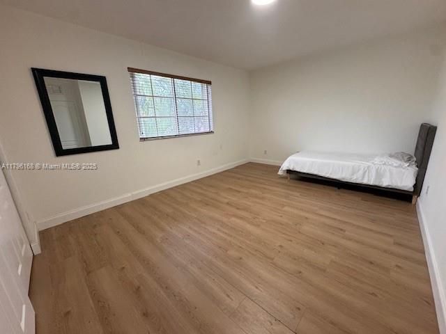 Recently Rented: $5,500 (6 beds, 4 baths, 3572 Square Feet)