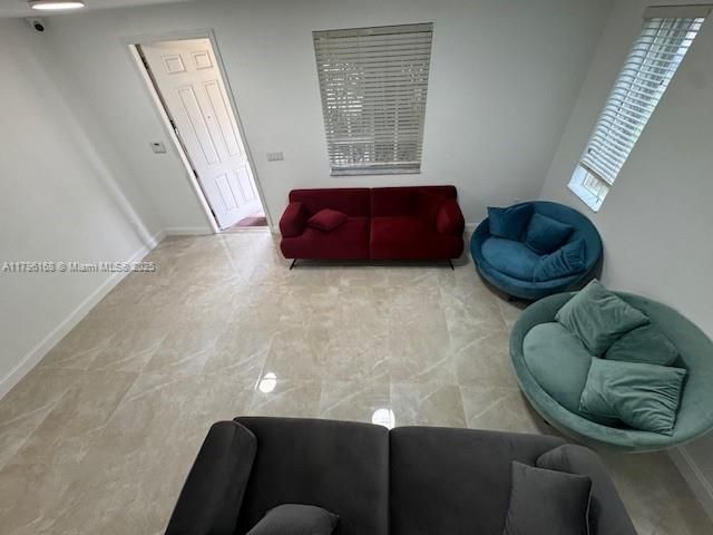 Recently Rented: $5,500 (6 beds, 4 baths, 3572 Square Feet)