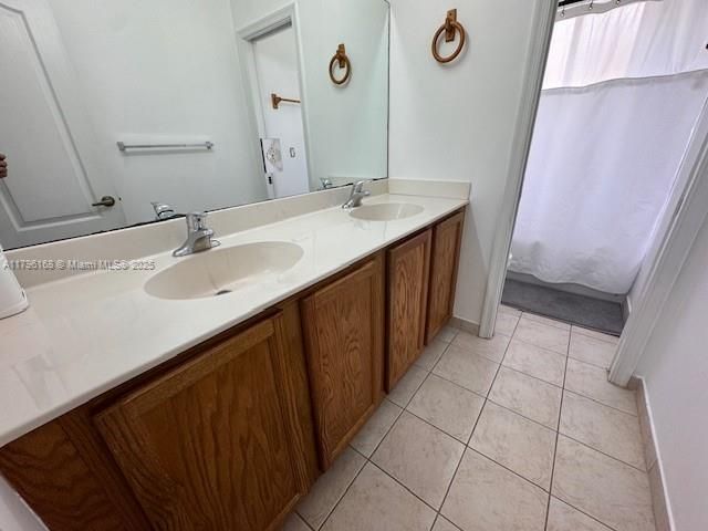 Recently Rented: $5,500 (6 beds, 4 baths, 3572 Square Feet)