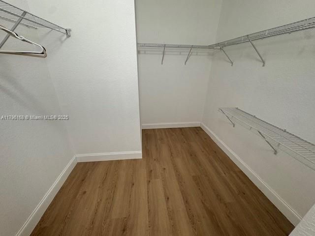 Recently Rented: $5,500 (6 beds, 4 baths, 3572 Square Feet)