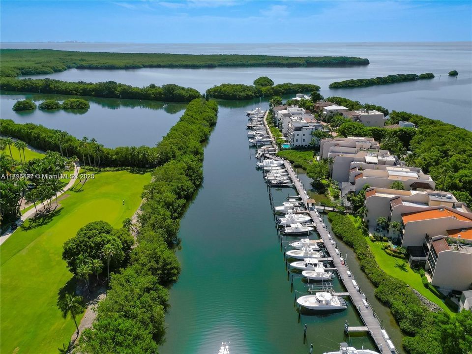 最近售出: $1,500 (0.01 acres)