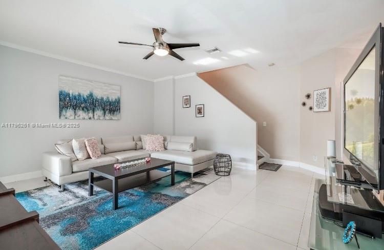 Recently Rented: $3,675 (3 beds, 2 baths, 1785 Square Feet)