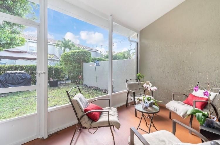 Recently Rented: $3,675 (3 beds, 2 baths, 1785 Square Feet)