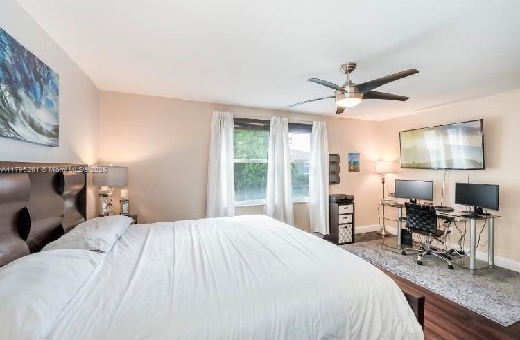 Recently Rented: $3,675 (3 beds, 2 baths, 1785 Square Feet)