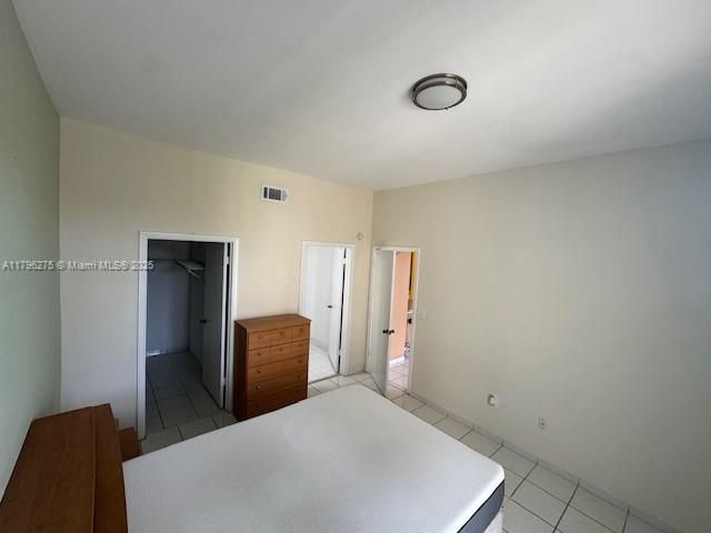 Active With Contract: $229,900 (2 beds, 2 baths, 840 Square Feet)