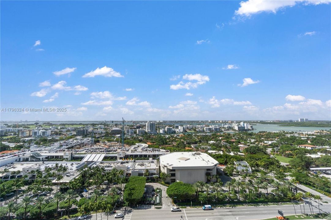 En Venta: $3,990,000 (2 camas, 2 baños, 1599 Pies cuadrados)