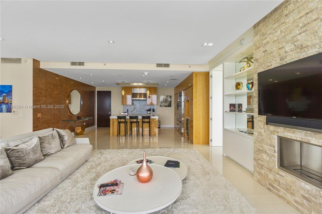 En Venta: $3,990,000 (2 camas, 2 baños, 1599 Pies cuadrados)