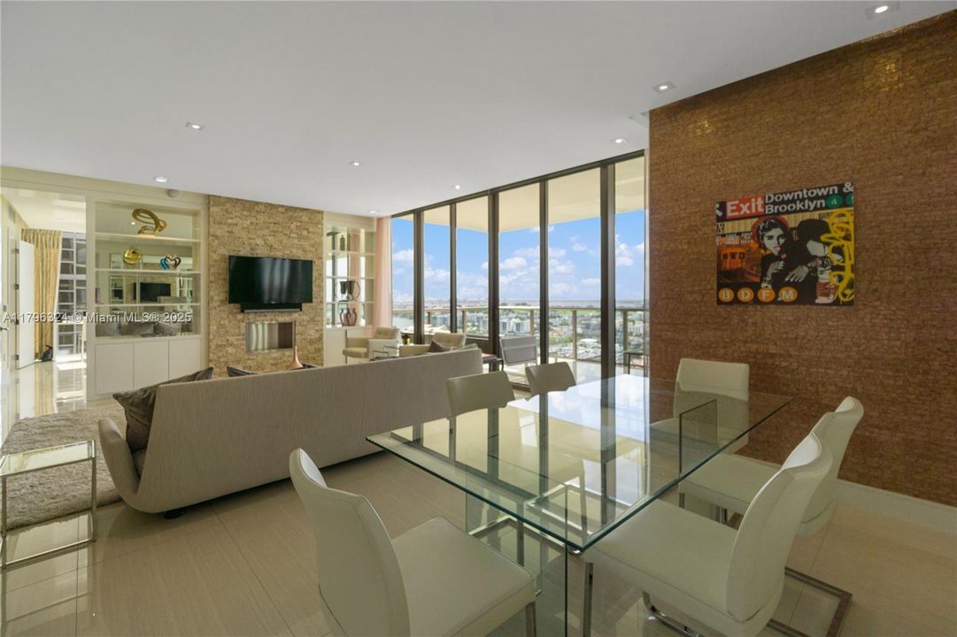En Venta: $3,990,000 (2 camas, 2 baños, 1599 Pies cuadrados)