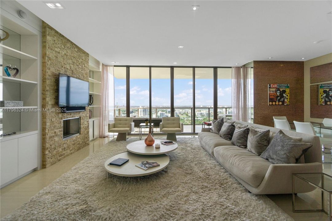 En Venta: $3,990,000 (2 camas, 2 baños, 1599 Pies cuadrados)