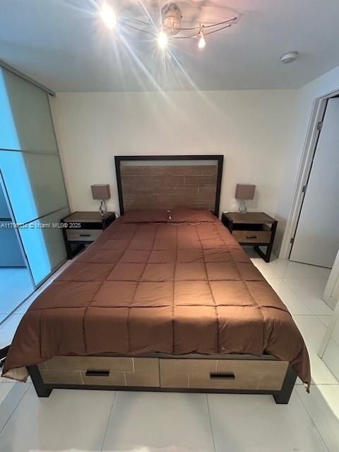 For Sale: $405,000 (0 beds, 1 baths, 779 Square Feet)