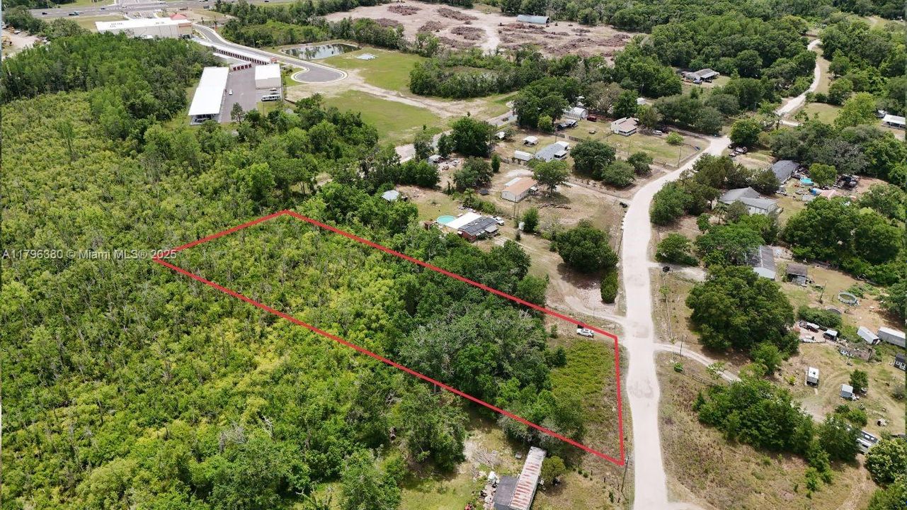 Недавно продано: $56,000 (1.80 acres)