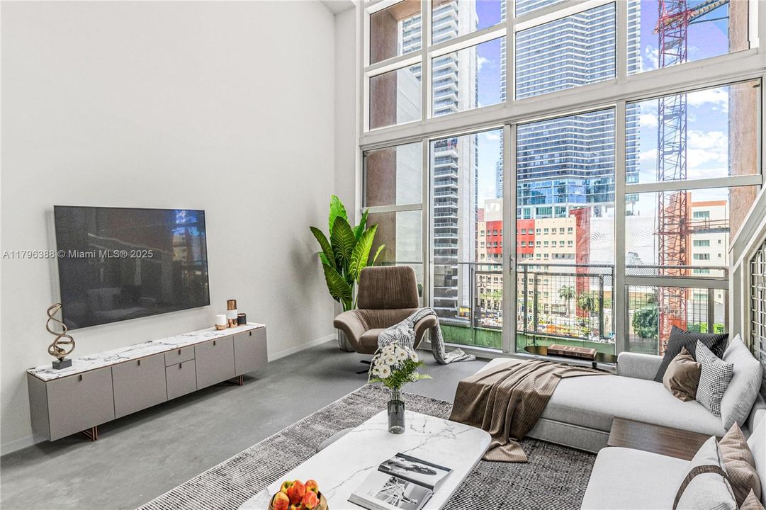 For Sale: $334,900 (1 beds, 1 baths, 978 Square Feet)