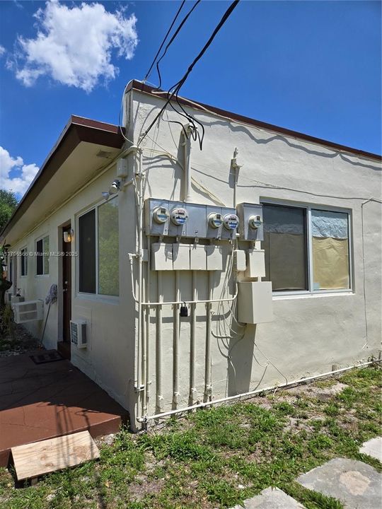 Recently Sold: $1,690,000 (0 beds, 0 baths, 5604 Square Feet)