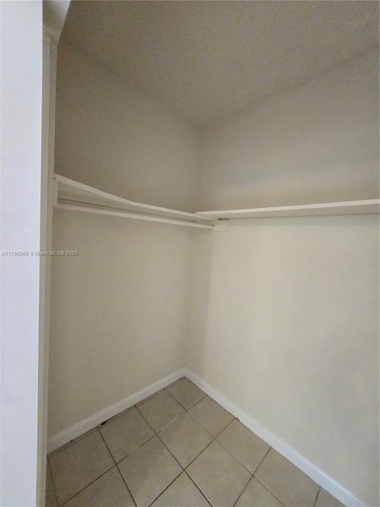 Recently Sold: $1,690,000 (0 beds, 0 baths, 5604 Square Feet)