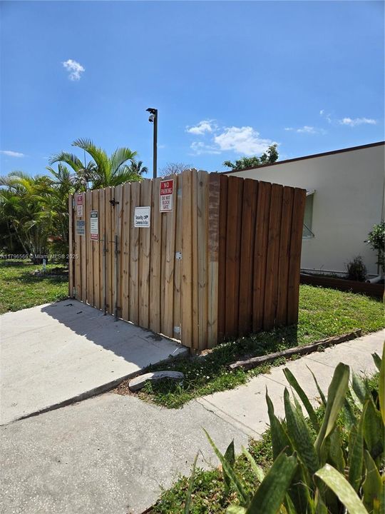 Recently Sold: $1,690,000 (0 beds, 0 baths, 5604 Square Feet)