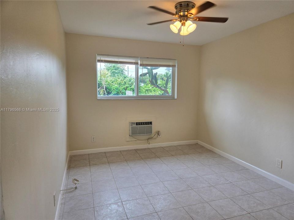 Recently Sold: $1,690,000 (0 beds, 0 baths, 5604 Square Feet)