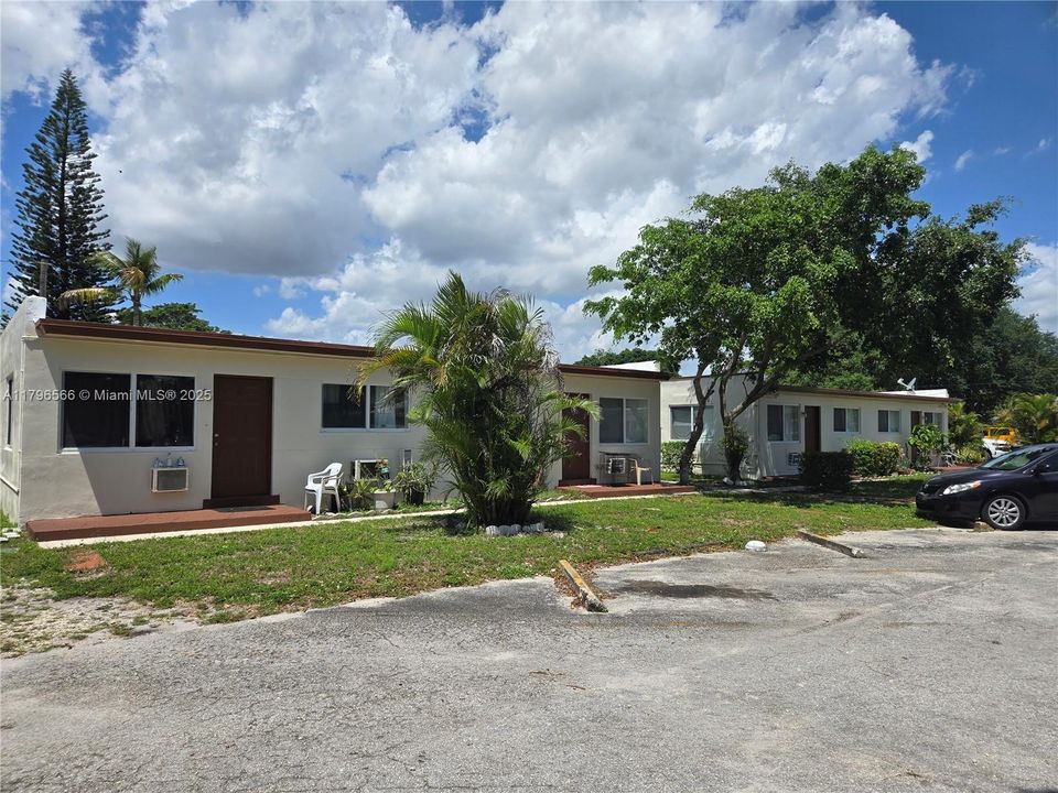 Recently Sold: $1,690,000 (0 beds, 0 baths, 5604 Square Feet)